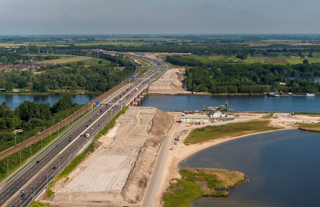 A6 bij Muiderberg