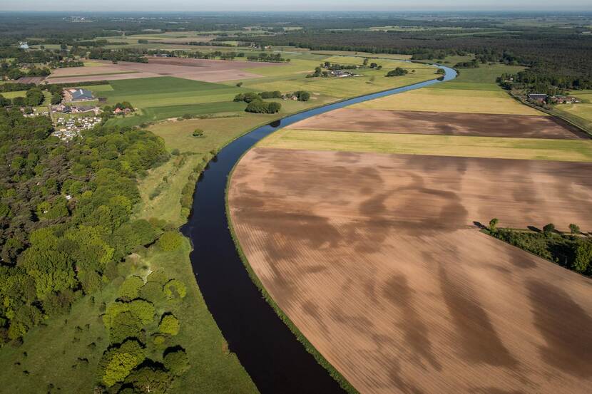 Luchtfoto Rivier de Vecht